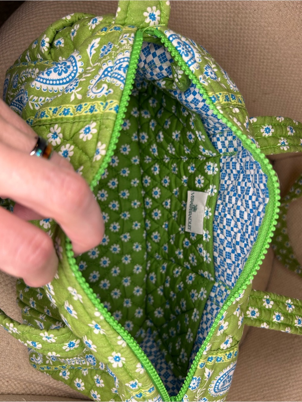 Vera Bradley Apple Green 100 bag - Picture 4 of 8